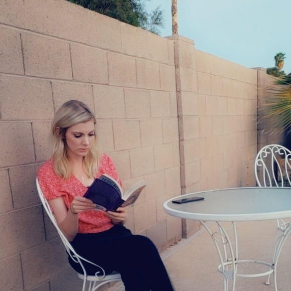 Meet your Posher, Dani - Picture 1 of 1